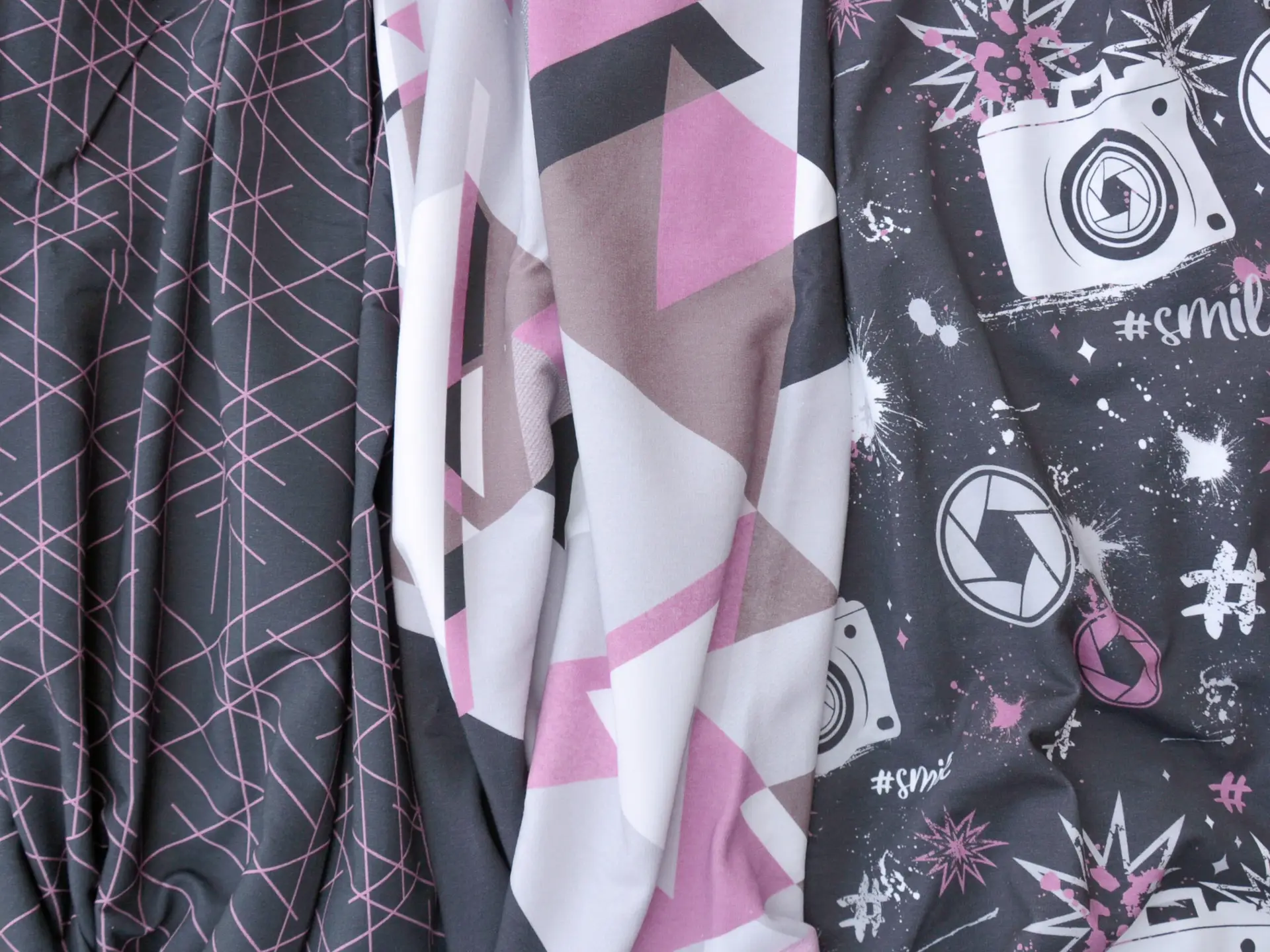 Dressiriie, aasaline - abstraktsed jooned, lilla (Street Style by Lycklig Design) - Pilt 5