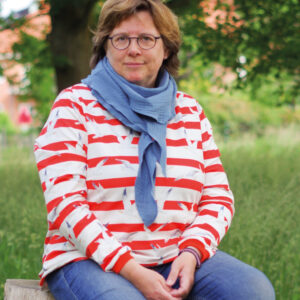 Dressiriie, aasaline - kajakad, punasetriibuline