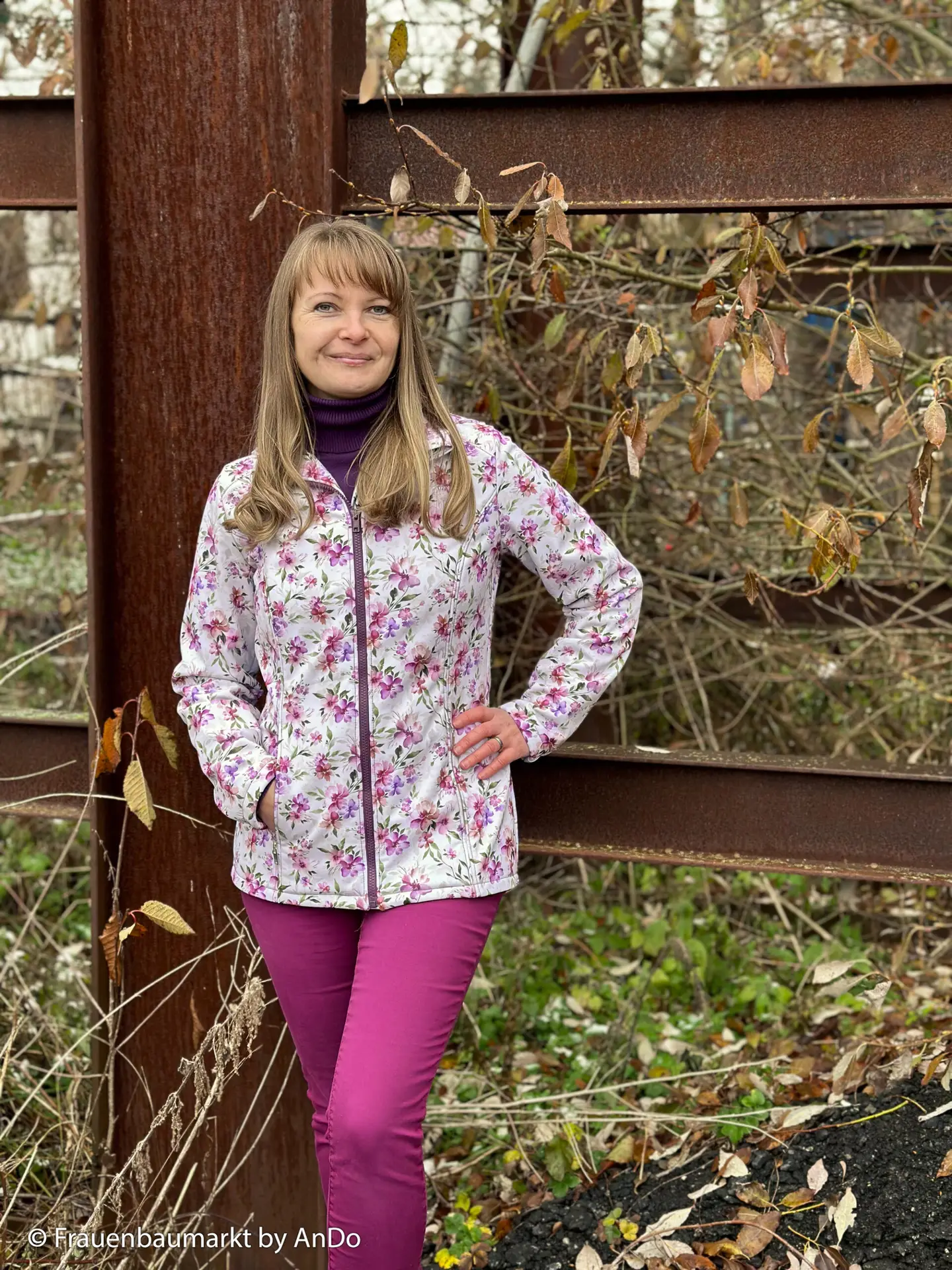 Softshell - lillekimbud valgel - Pilt 4