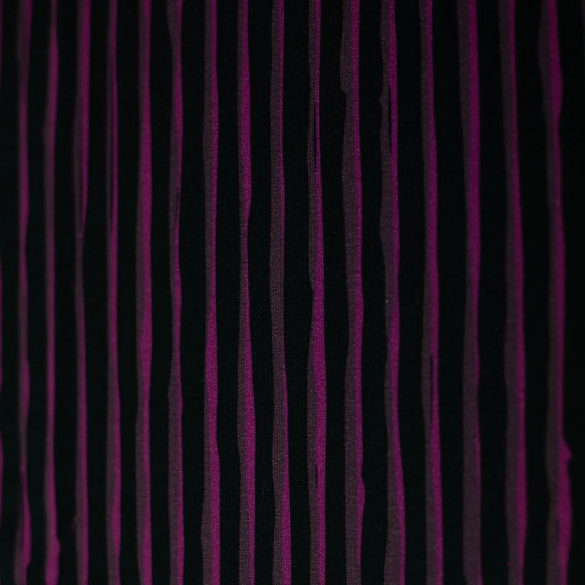 Dressiriie, aasaline - triibud lillakas, Wood Print Stripes by Thorsten Berger - Pilt 2