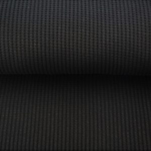 Musta värvi vahveltrikotaaž, suure ruuduga