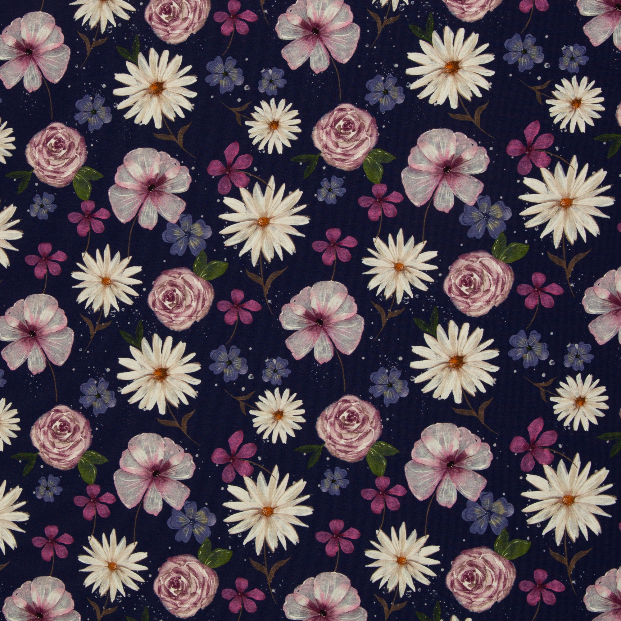 Modaal ja puuvillaga dressiriie - lilled tumedal. Modaal ja puuvillaga dressiriie - lilled tumedal. Sobib laste ja naiste riiete õmblemiseks, kleidid, pluusid, pusad, seelikud.